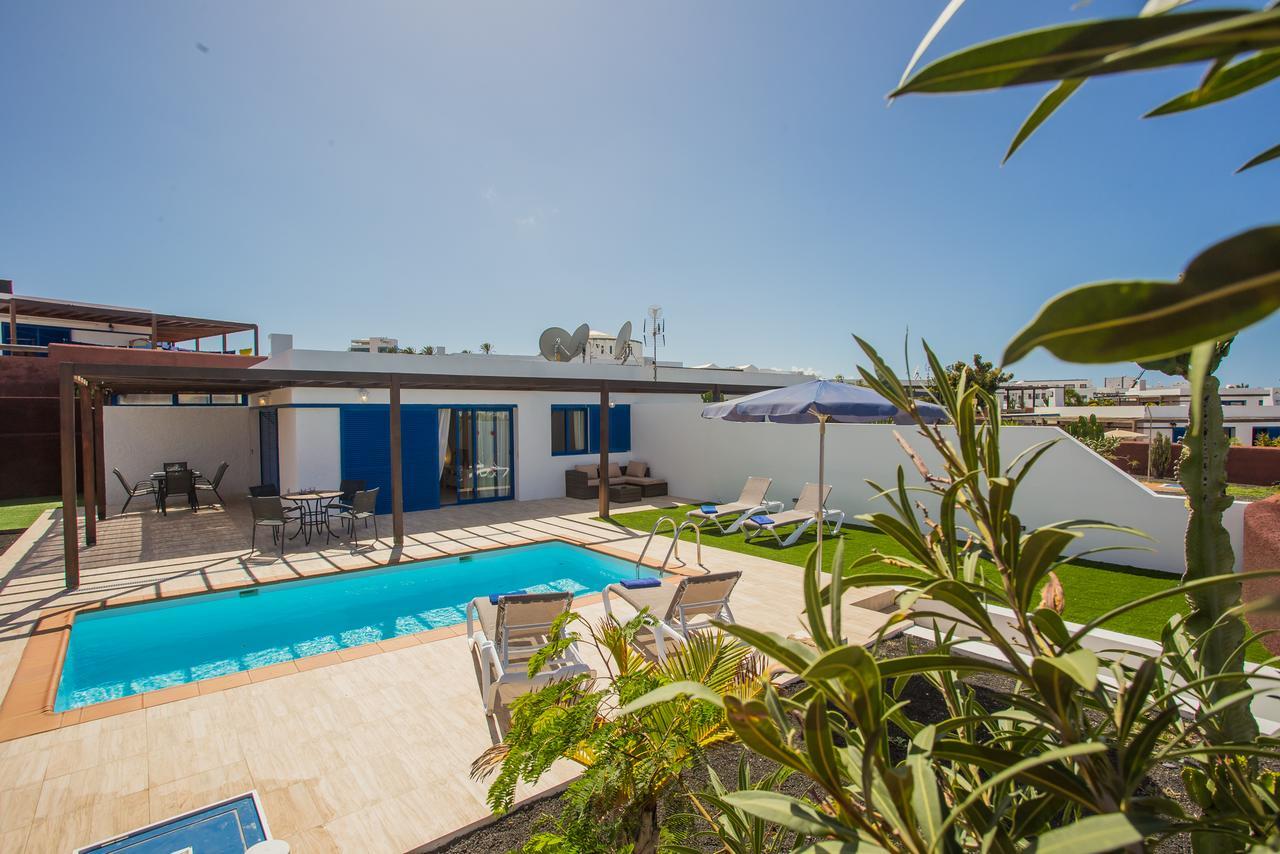 Las Marinas Deluxe Playa Blanca  Bagian luar foto